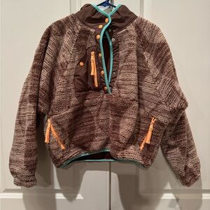 NWT Hit the Slopes Printed Pullovers Size Small